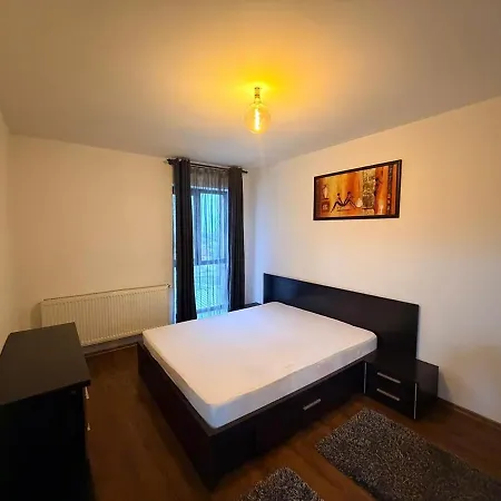 公寓 Modern In Ford-ferval Area,