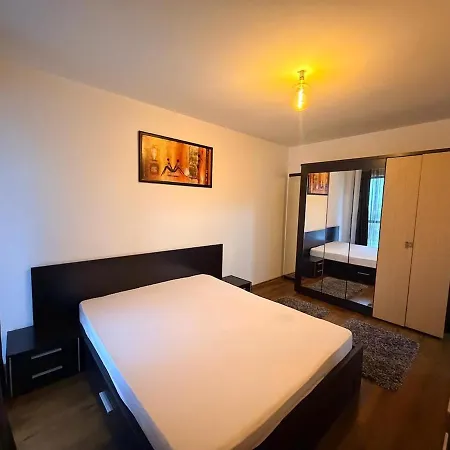 Modern In Ford-ferval Area, Apartment Craiova